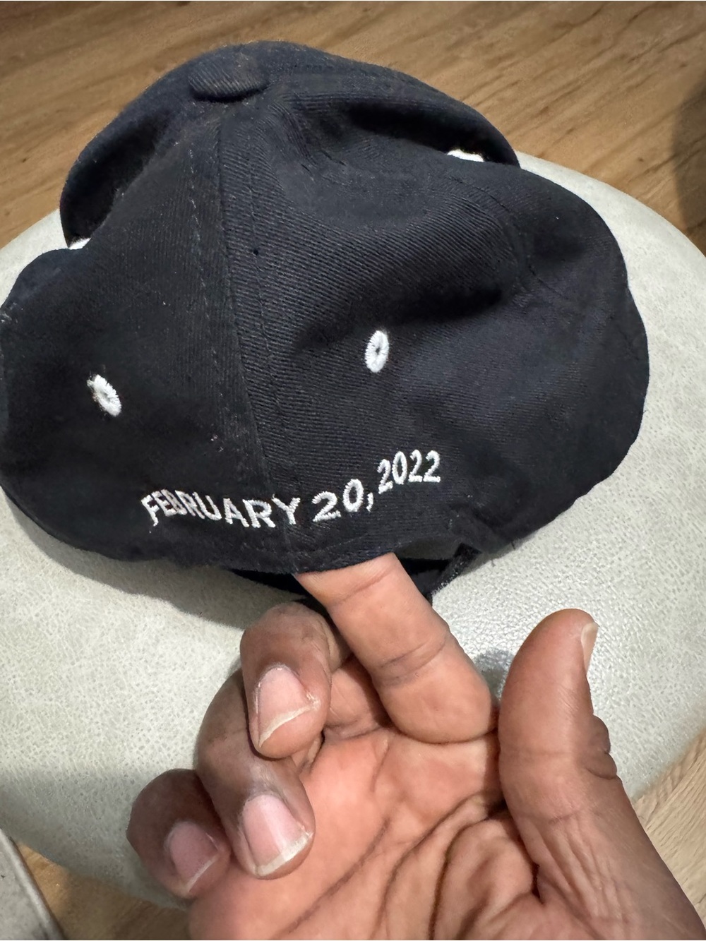Hat Identification - Picture 3 of 9